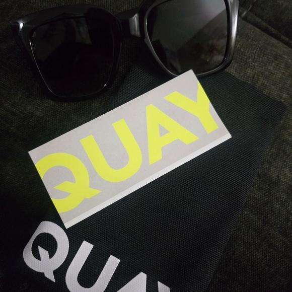 Quay Australia Men’s Black Square Sunglasses